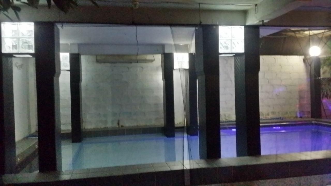 Hotel V-House San Pablo City Exterior foto